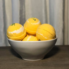 Load image into Gallery viewer, Fempire Bath Bomb