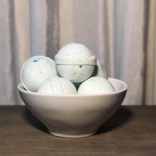 Load image into Gallery viewer, Memoir Bath Bomb
