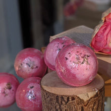 Load image into Gallery viewer, Romance Bath Bomb
