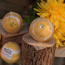 Load image into Gallery viewer, Fempire Bath Bomb